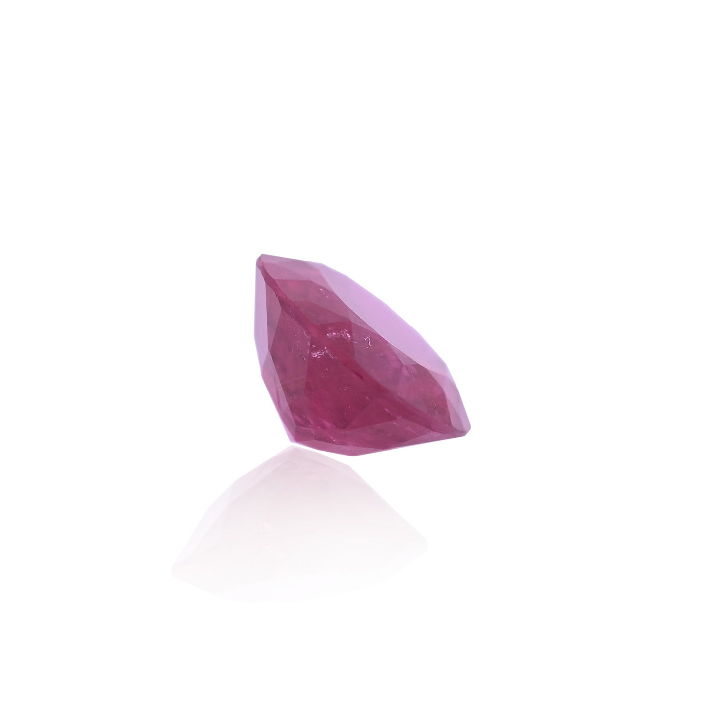 Rubelite - 7.59ct - 15.5mm x 12mm - Oval Shape